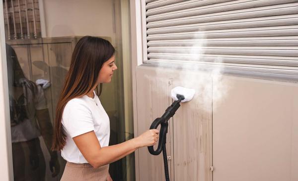 Come pulire le tapparelle con il vapore: guida semplice ed efficace