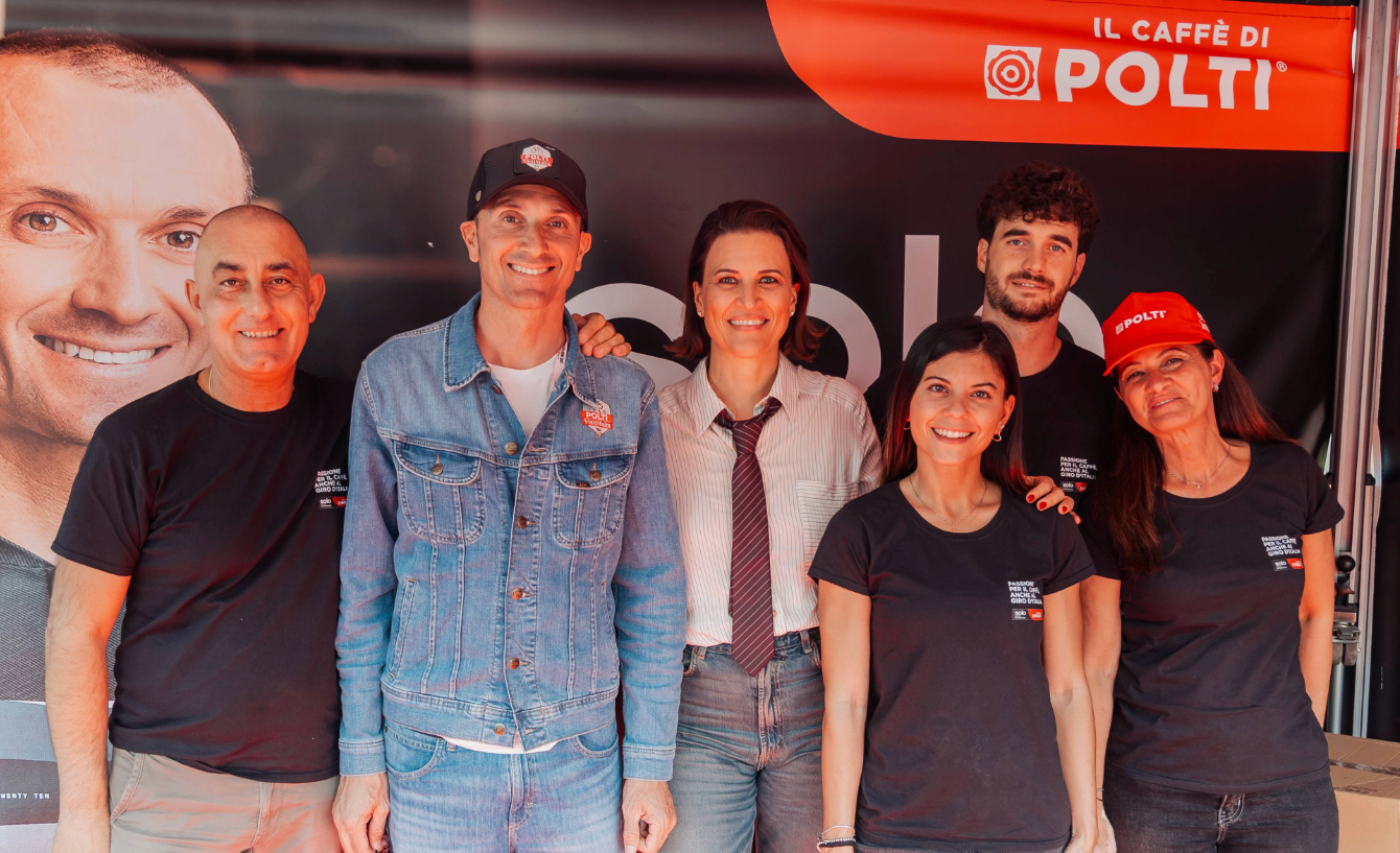 L'immagine mostra le Polti People" che hanno partecipato all'evento